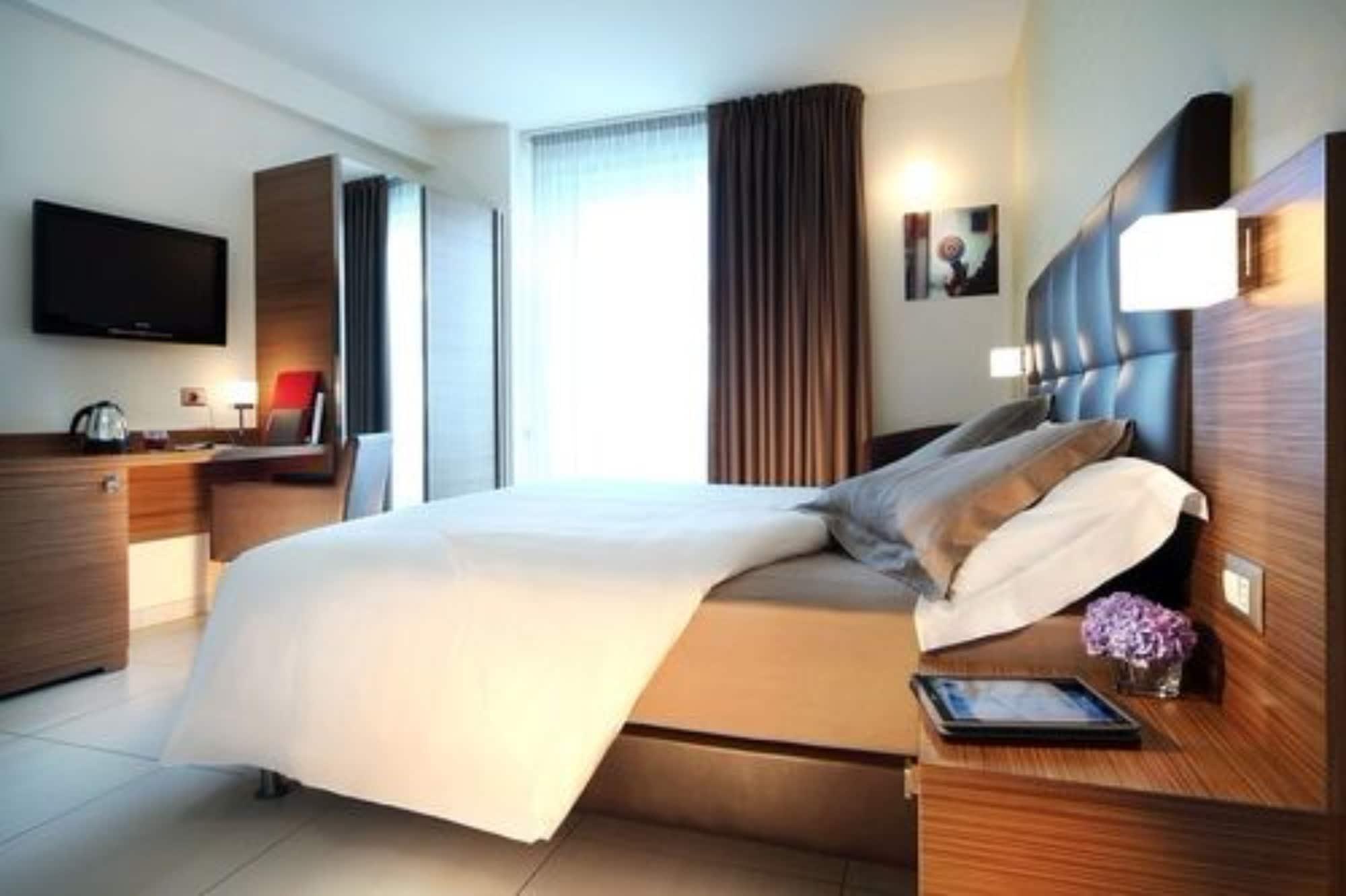 Aqua Hotel Rimini Kültér fotó